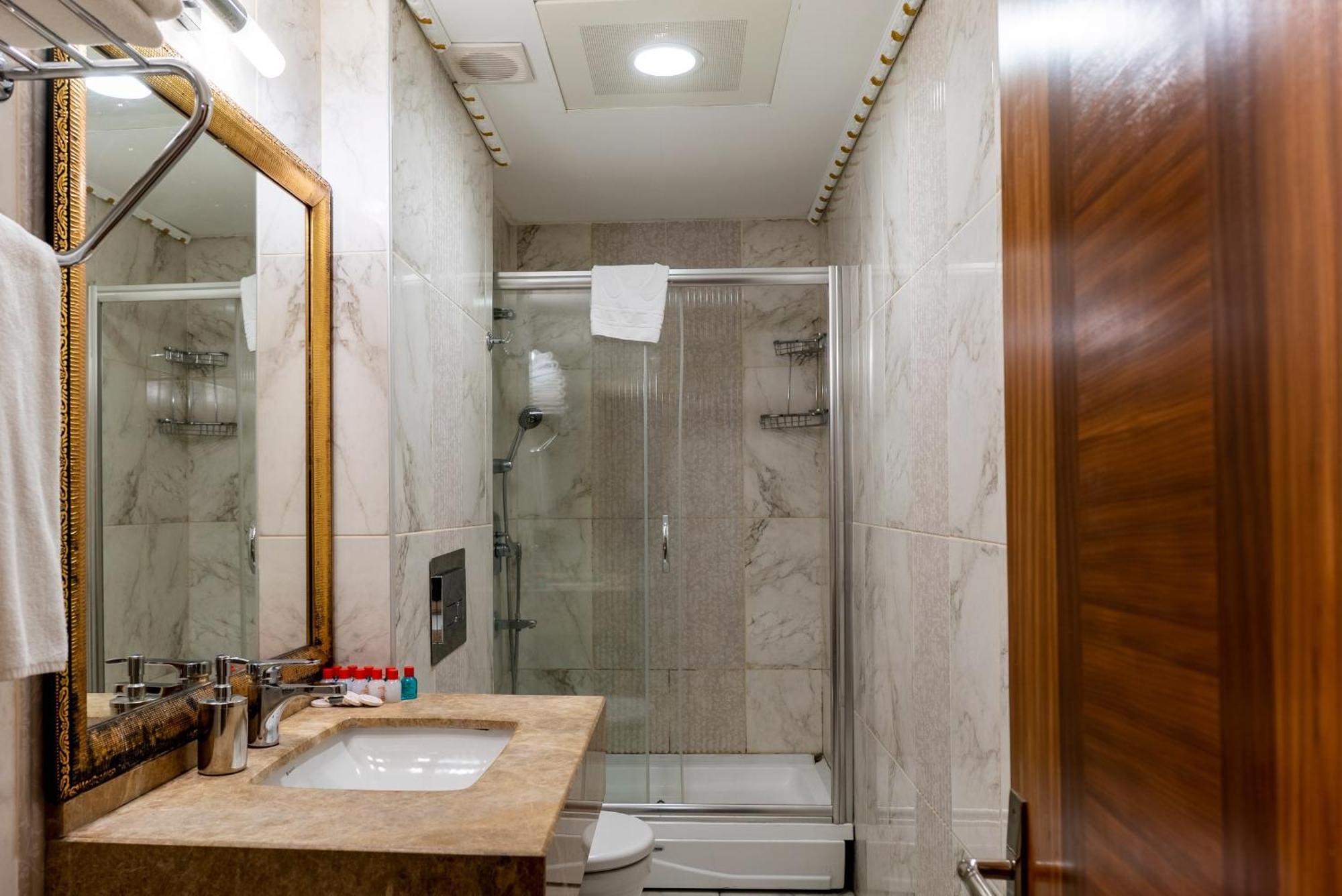 Grand Karot Hotel Yalova  Ngoại thất bức ảnh
